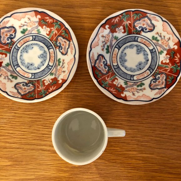 Vintage Georges Briard DEMITASSE Cups (2) & Saucers (2) - Picture 2 of 4